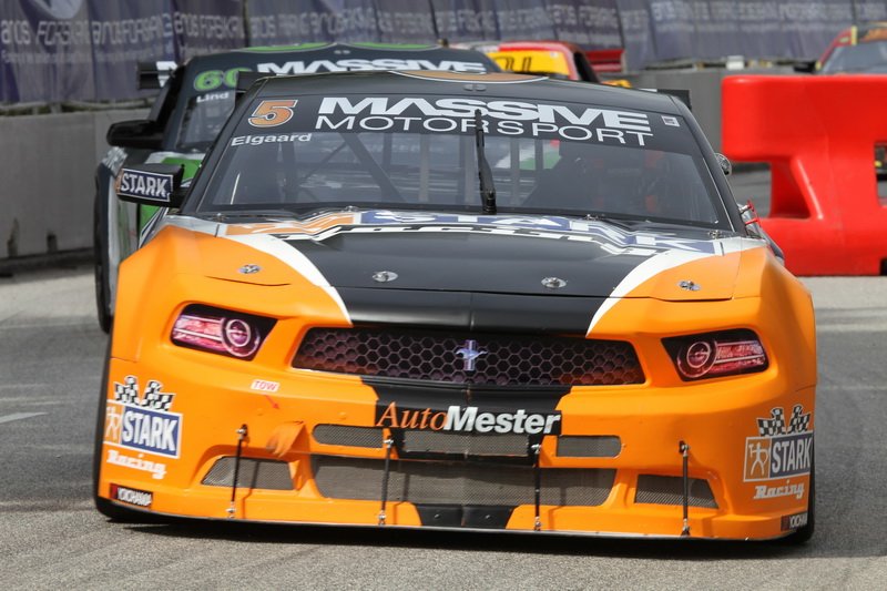 Casper Elgaard havde en fantastisk weekend. 3 klare sejre i DTC.
(Foto: Allan Nielsen - motorsporten.dk)